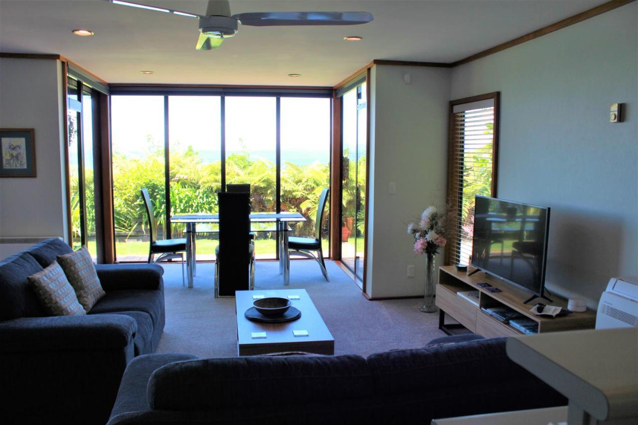 Lake View Garden Apartment Taupo Luaran gambar